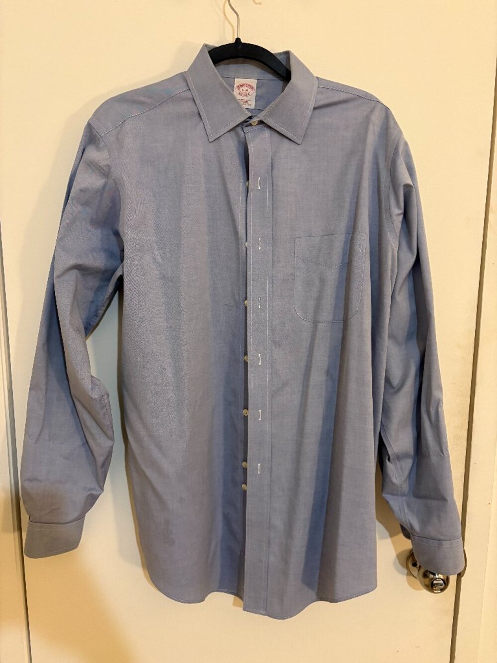 Brooks Brothers Dress Shirt Size 16-35 Traditional Fit Non-Iron Cotton